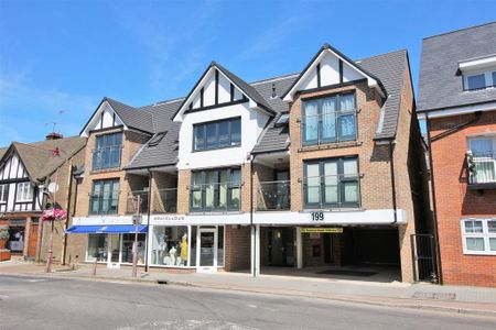 3 bedroom apartment to rent - Photo 2