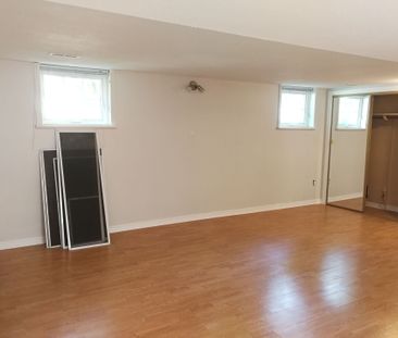 For Lease - 22 Miller Road, Oakville, Ontario - Photo 6