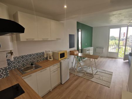 Location Appartement 1 pièce 23m² - Photo 4