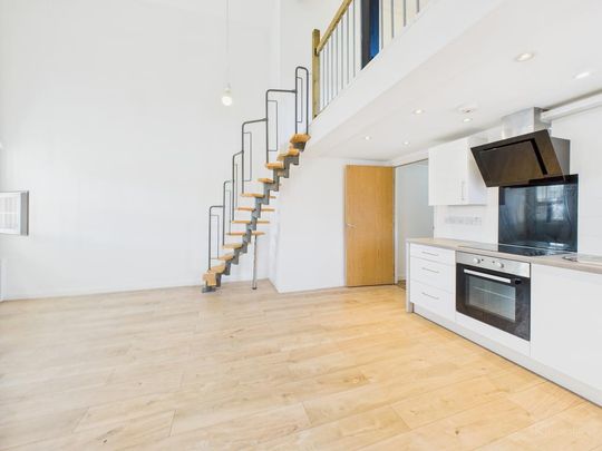 1 bedroom flat to rent - Photo 1