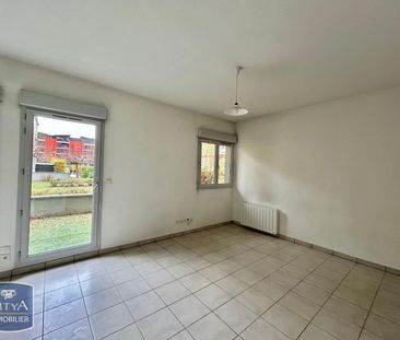 Location Appartement 1 pièce 33m² ST ETIENNE 42000 - Photo 2