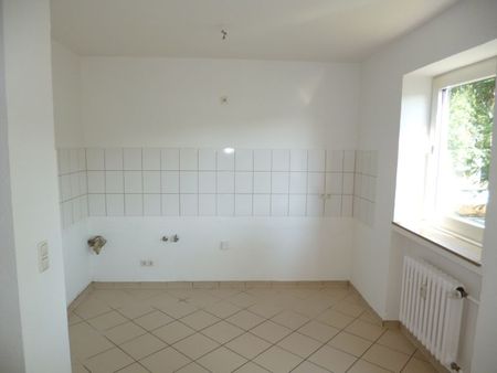 Hervorragende Erdgeschoss-Wohnung mit Balkon - Photo 5