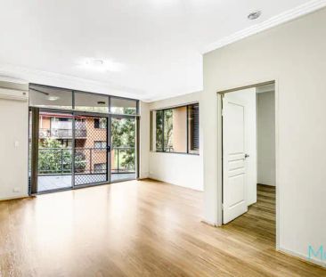 “Low maintenance apartment in convenient location” - Photo 2