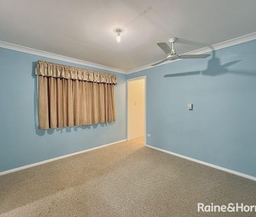 4 Bedroom Brick Family Home - Photo 2