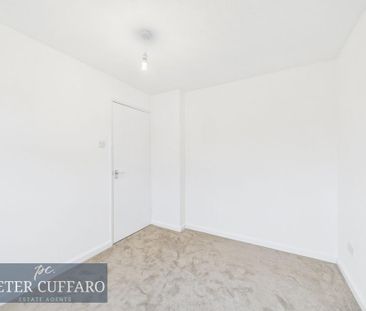 3 bedroom end of terrace house to rent - Photo 5