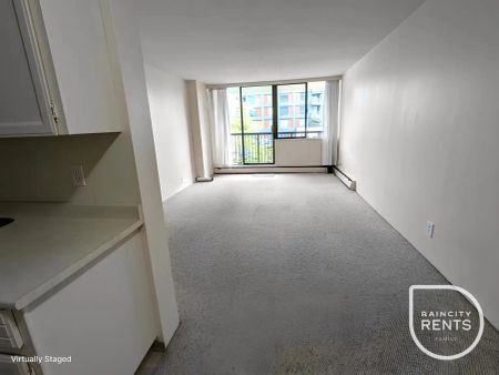 Columbia Place Apartments — [$500 Bonus] 1 Bedroom - Photo 3