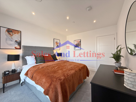 3 bedroom apartment to rent - Photo 4