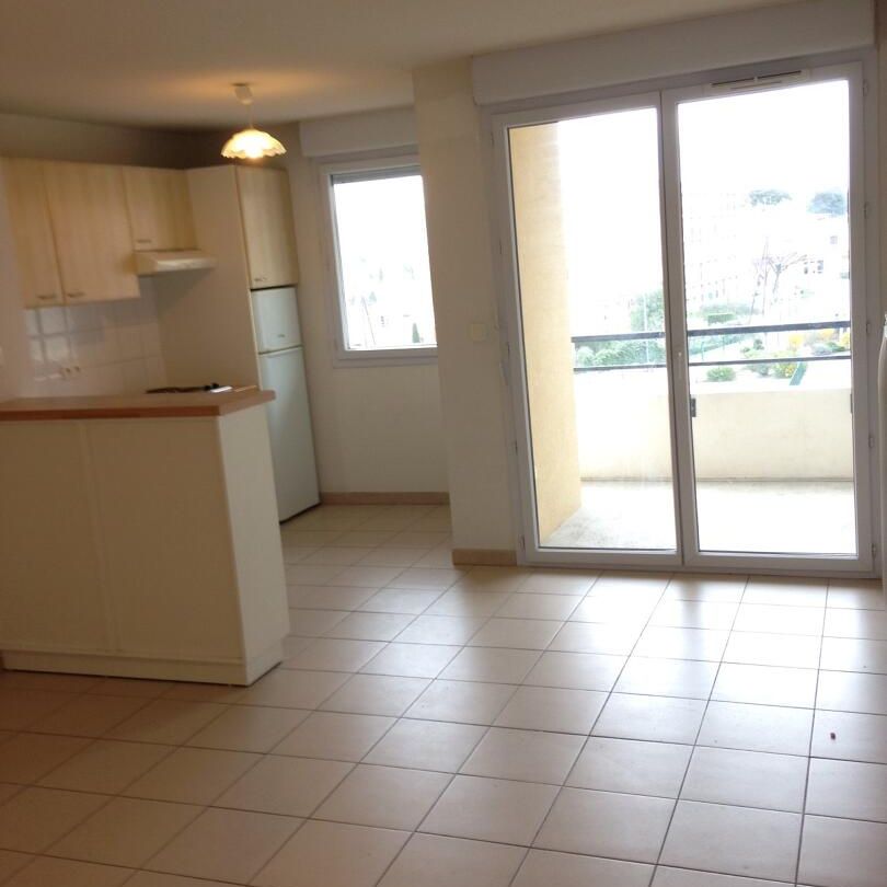 location Appartement T3 DE 61.41m² À CARPENTRAS - Photo 1