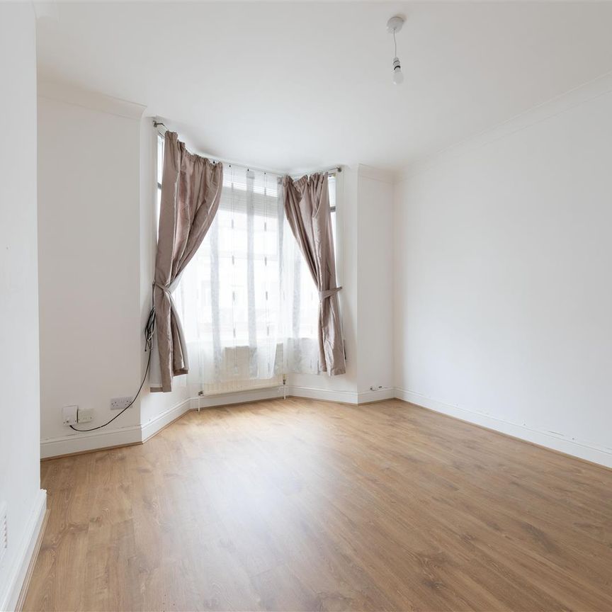 Warren Road , E10 5PZ - Photo 1