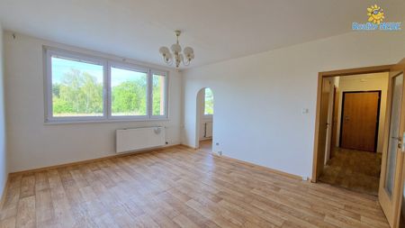 Pronájem bytu 4+1 80 m² - Fotografie 2