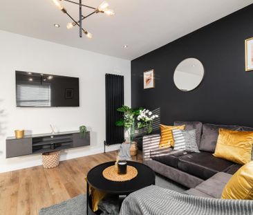 1 bedroom in a house share to rent - Photo 1