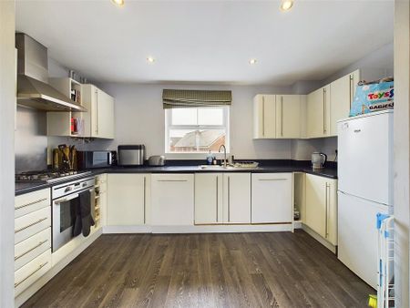 2 bedroom apartment to rent - Photo 5