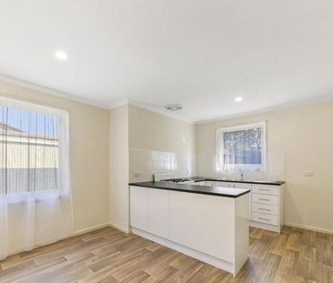 UPDATED, STYLISH LIVING - Photo 1