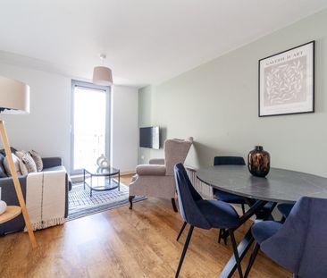 2 Bed Flat, Emily Duncan Place, E7 - Photo 1