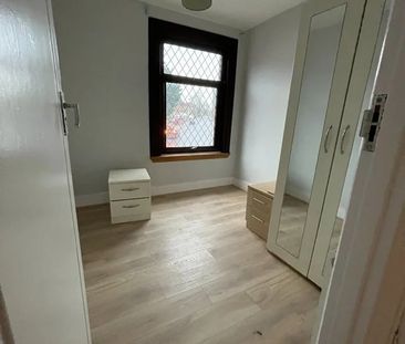 3 Bed End Terrace, Near To Northbrook Road, IG1 - Photo 5