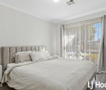 Beautiful Home with Lovely Views - Photo 6