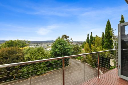 Sun Filled 6 Month Lease - Photo 3