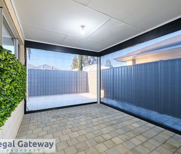 19 Claymore Place, PIARA WATERS WA 6112 - Photo 6