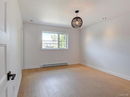 Maison à étages à louer - Sainte-Marthe-sur-le-Lac (Sud) - Photo 5