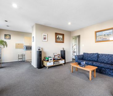 3-Bedroom Home with Garage - Rangiora - Photo 3