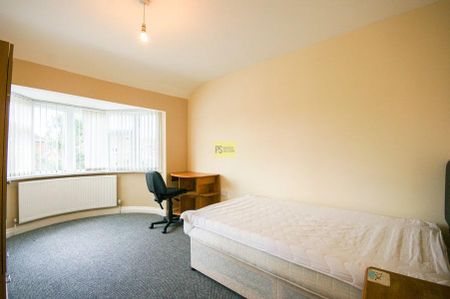 5 bedroom terraced house to rent - Photo 2