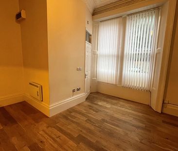 1 Bed Flat, Aberdeen Road, BS6 - Photo 1