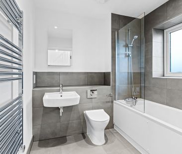 3 bedroom terraced house to rent - Photo 6