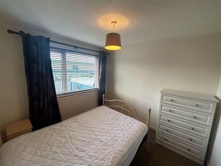 14 Sunnyside Crescent, Belfast, BT7 3DB - Photo 3