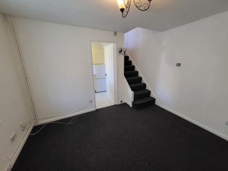 Flat , Telephone House, High Street, Southampton - Photo 3