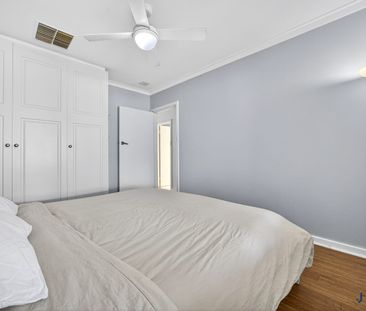 A Peaceful, Easy-care Sanctuary - Photo 6