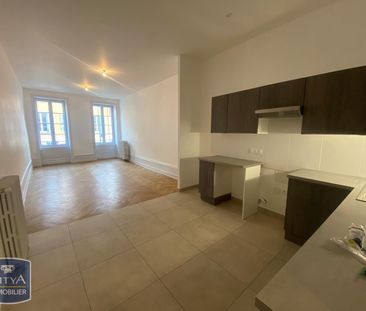 Location Appartement 4 pièces 110m² VILLEFRANCHE SUR SAONE 69400 - Photo 5