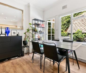 2 bedroom flat to rent - Photo 6