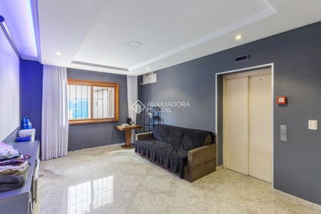 Casa em Condomínio com 4 quartos e 390m² para alugar em Sarandi, Porto Alegre. - Photo 2