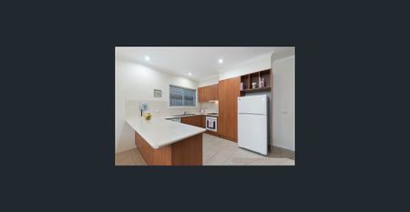 "TOP SPOT" - in a quiet location - Photo 5