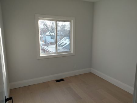 For Lease - 3 Marina Avenue, Toronto, Ontario - Photo 4