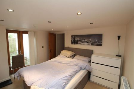 3 bedroom house to rent - Photo 2