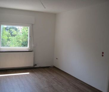 Hier findet jeder seinen Platz: interessante 2,5-Zi.-Wohnung - Photo 1