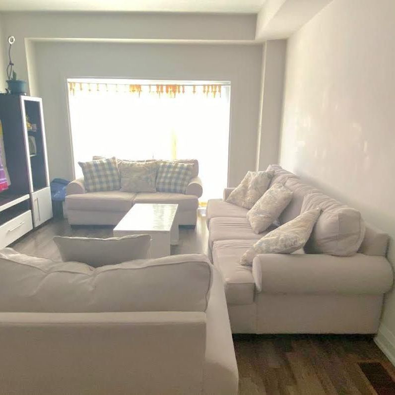 For Lease - 1762A Lawrence Avenue Unit# Room 1, Toronto, Ontario - Photo 1