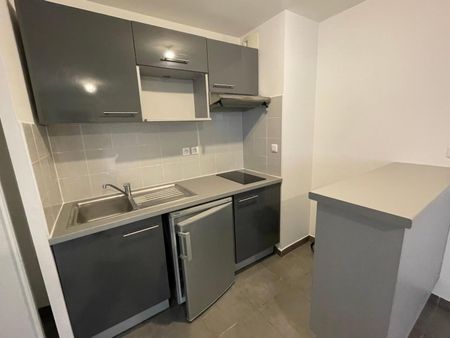 Location Appartement 2 pièces 40m² TOULOUSE 31500 - Photo 3