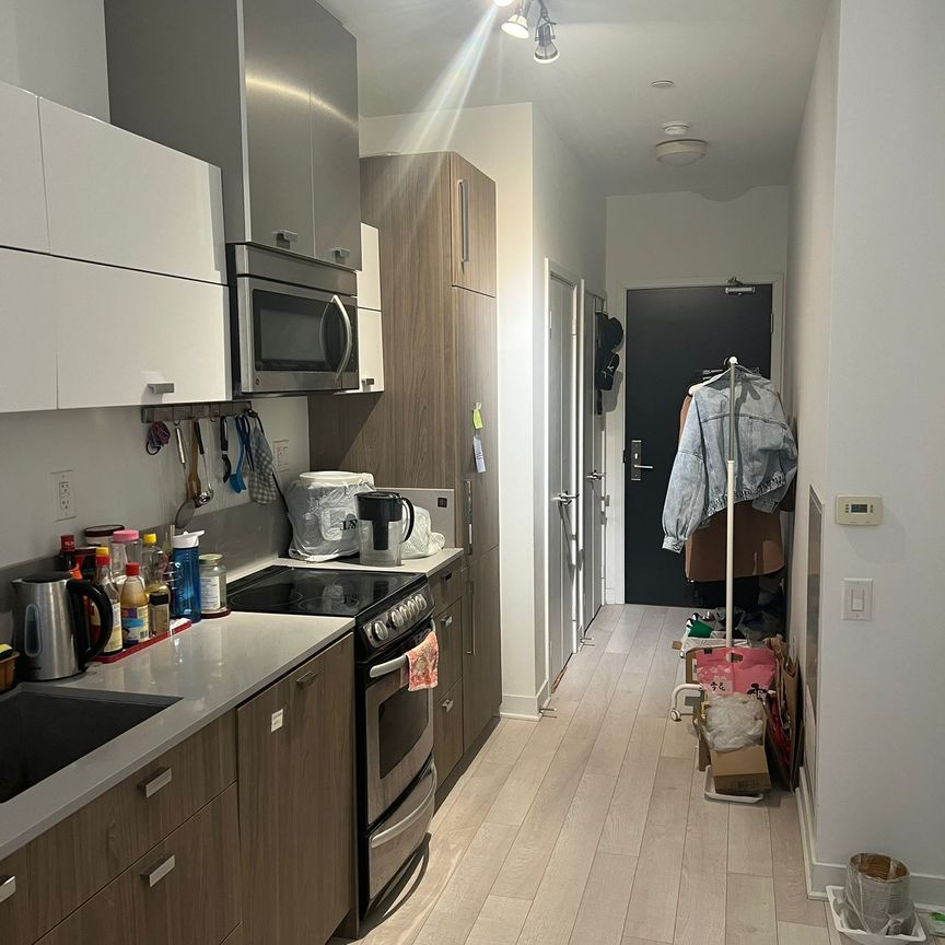 For Lease - 290 Adelaide Street Unit# 2303, Toronto, Ontario - Photo 1