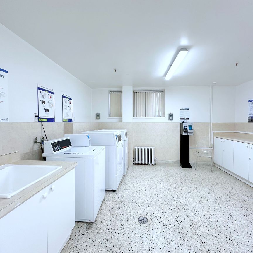 For Lease - 300 St Clair Avenue Unit# 202, Toronto, Ontario - Photo 1