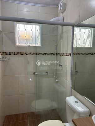 Casa com 5 quartos e 252m² para alugar em Harmonia, Canoas. - Foto 1