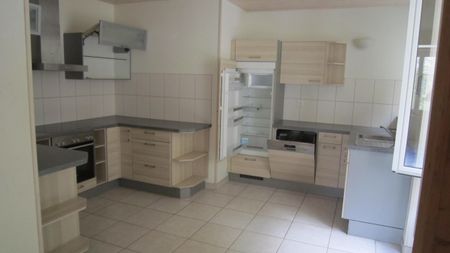 Bel appartement de 4,5 pièces au 2ème étage avec balcon - Photo 5