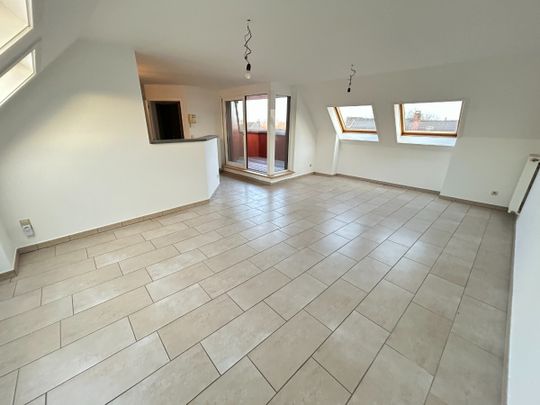 Penthouse met 2 slpk op 4de verdieping te Wevelgem - Photo 1