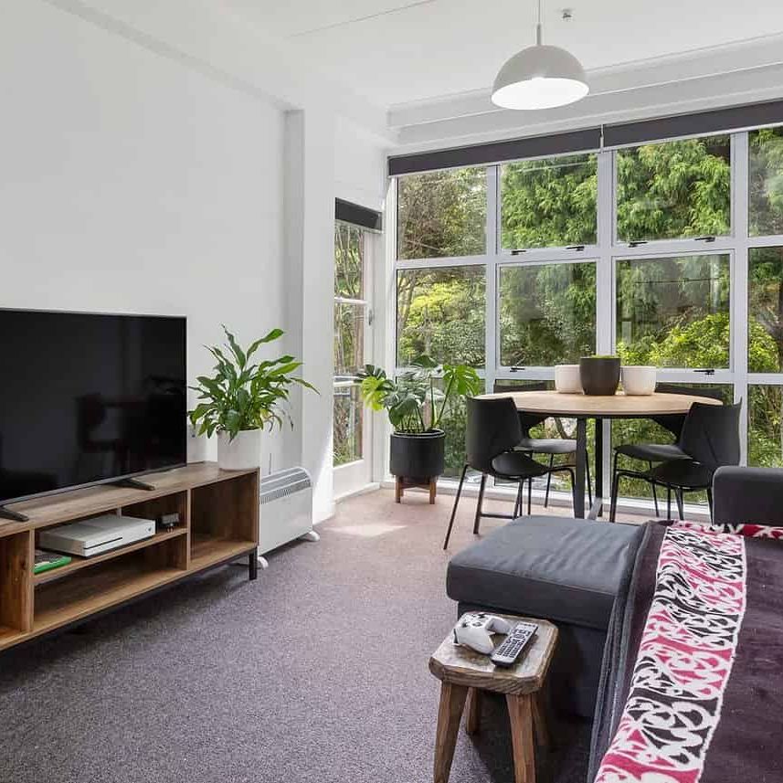 Charming 1BR Apartment with Balcony! - Photo 1