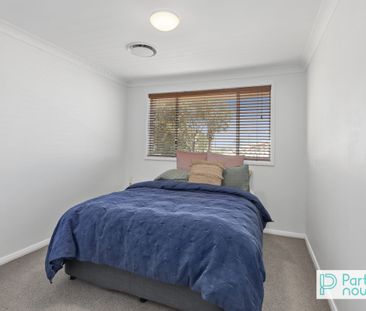 9 Yarmouth Parade, TAMWORTH NSW 2340 - Photo 3