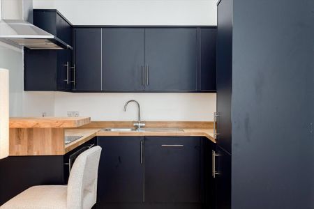 2 bedroom flat to rent - Photo 5