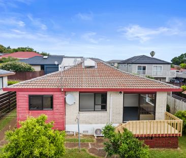 Two Bedroom Unit in Panmure - Photo 5