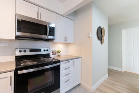 For Lease - 240 Ormond Drive Unit# A2, Oshawa, Ontario - Photo 2