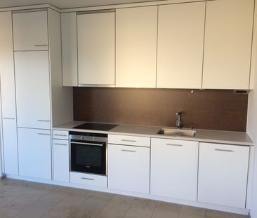 2.5 Zimmer, 76 m², 3. Stock - Photo 1